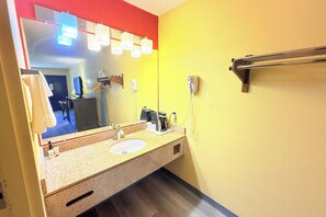 Amenidades de baño gratuitas y toallas 