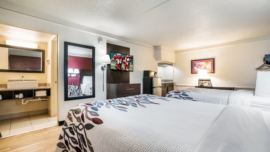 Red Roof Inn North Dallas - Park Central