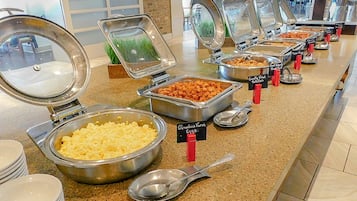 Dagelijks ontbijtbuffet inbegrepen