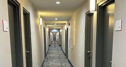 Ramada by Wyndham Kingston