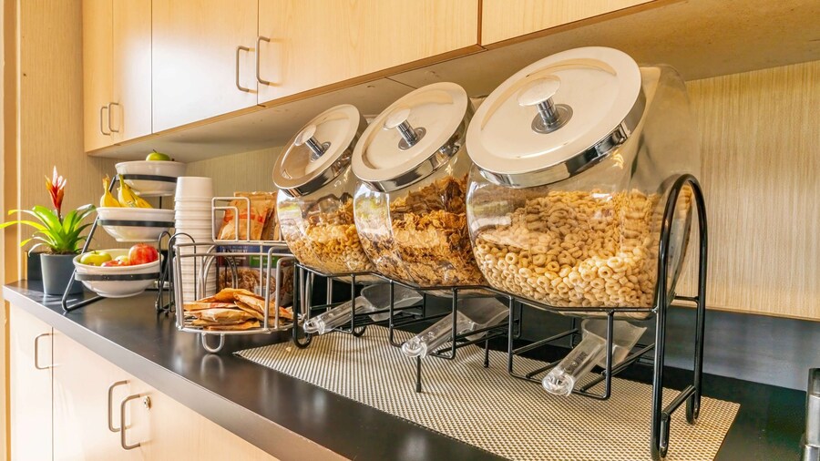 Ramada by Wyndham Kingston