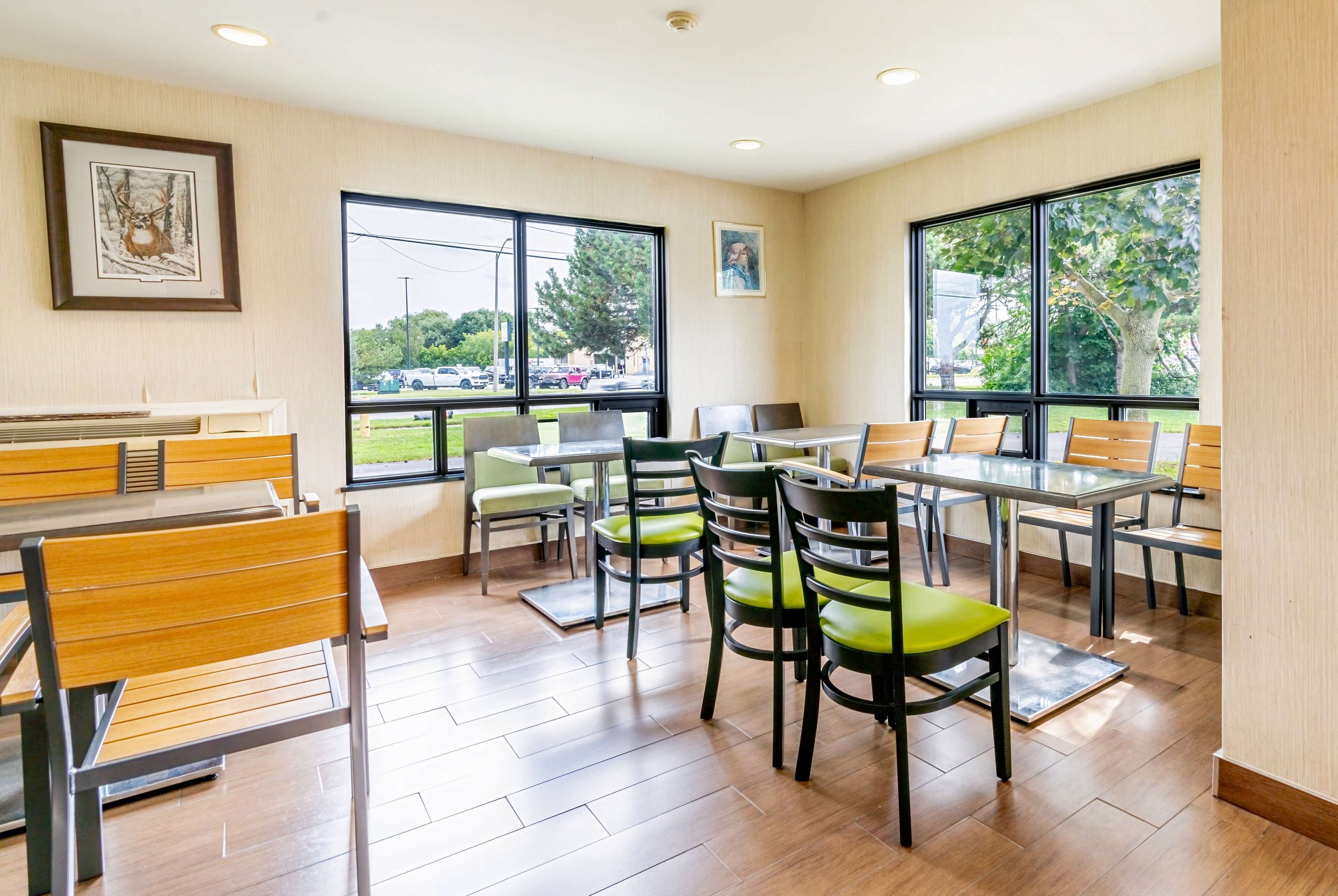 包含每日外带式早餐