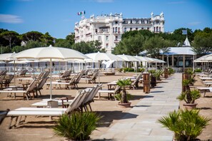 Private beach, beach cabanas, sun loungers, beach umbrellas