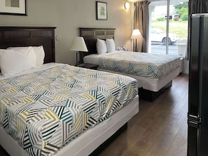 Standard Room, 2 Queen Beds, Non Smoking | Desk, laptop workspace, free WiFi, bed sheets - Studio 6 Suites – Wytheville, VA (Wytheville)