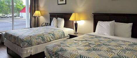 Bureau, espace de travail pour ordinateur portable, Wi-Fi gratuit