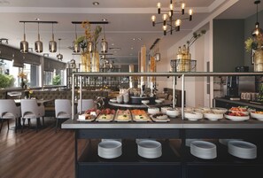 Daily buffet breakfast (EUR 20 per person)