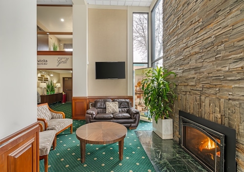 Rogue Regency Inn Medford Airport