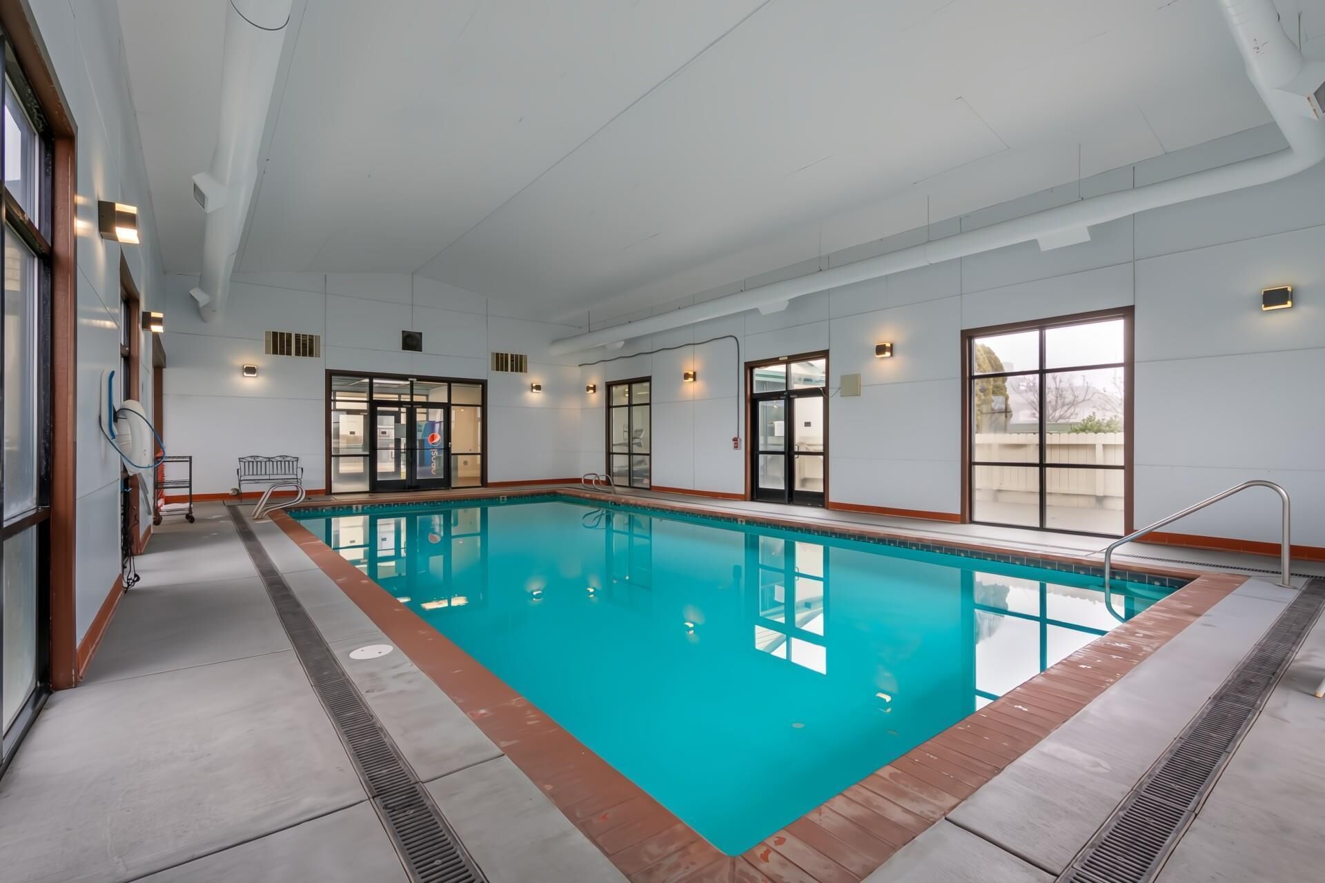 Piscine intérieure