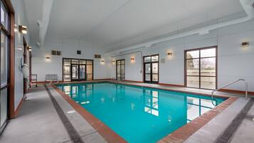 Piscine intérieure
