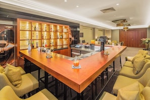 酒吧(店内)