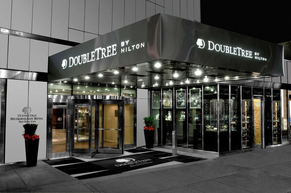 Exterior detail - DoubleTree by Hilton Metropolitan - New York City (New York)
