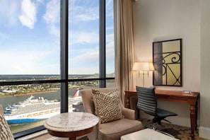 Luxury Room, 1 King Bed (29th Floor) | 1 bedroom, premium bedding, down comforters, pillowtop beds