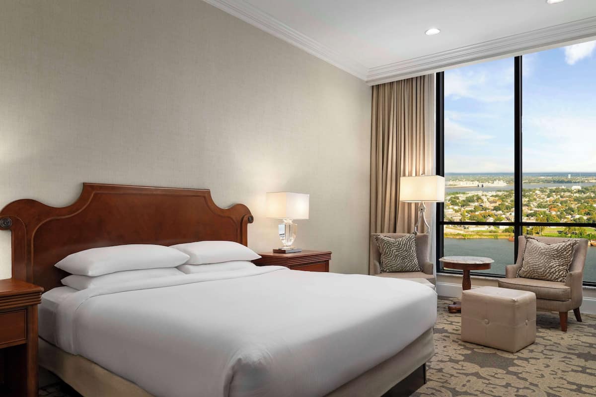 Luxury Room, 1 King Bed (29th Floor)