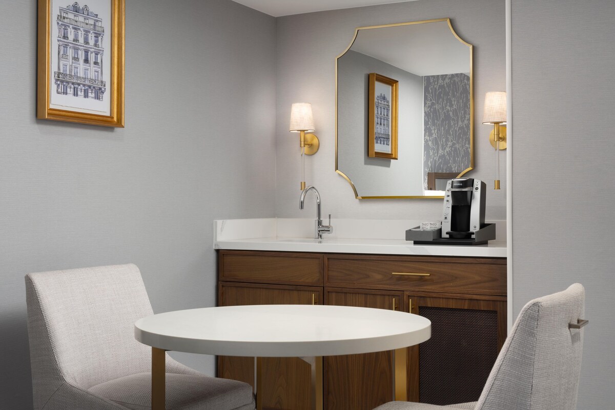 Minibar