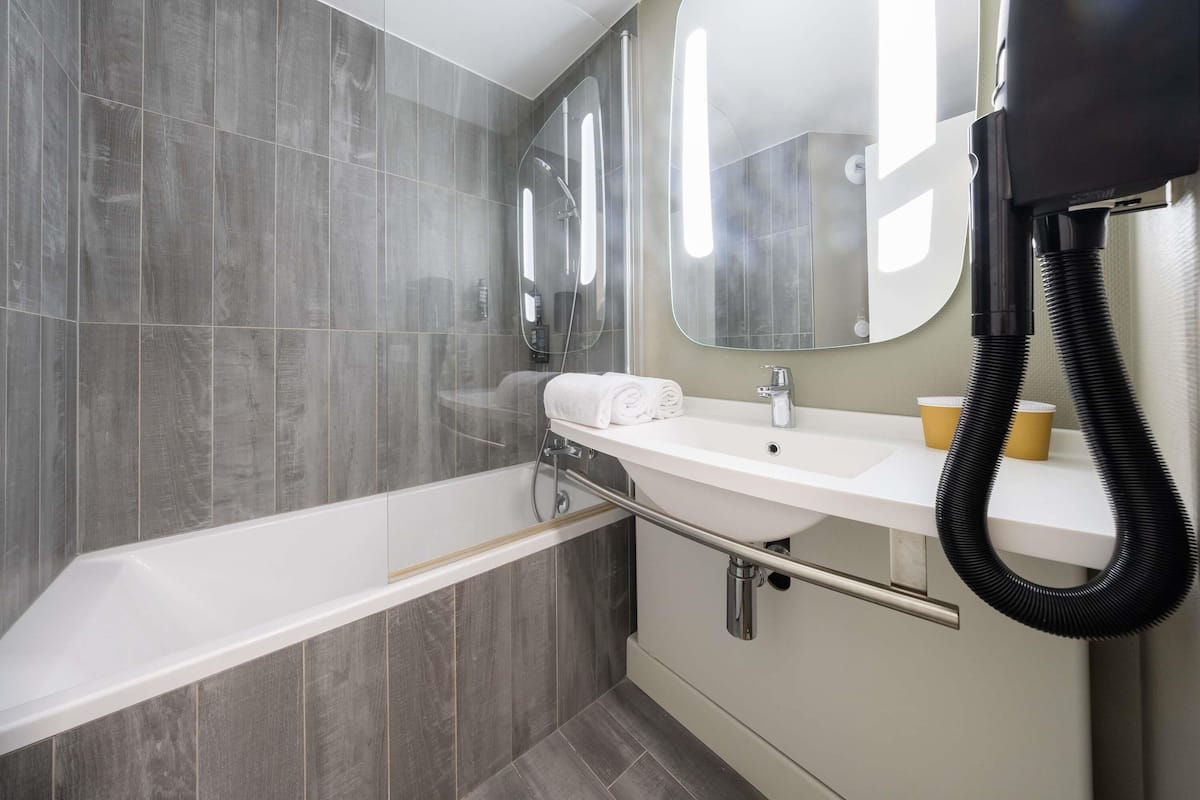 Down comforters, desk, soundproofing, iron/ironing board