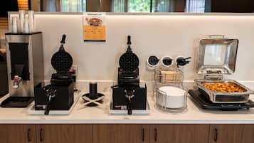 Free daily continental breakfast