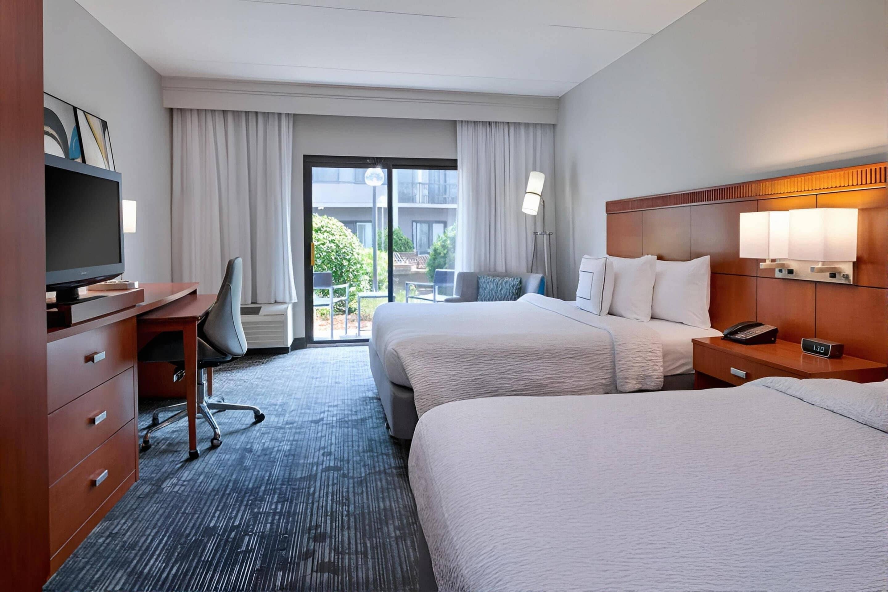 In-room safe, desk, laptop workspace, blackout curtains