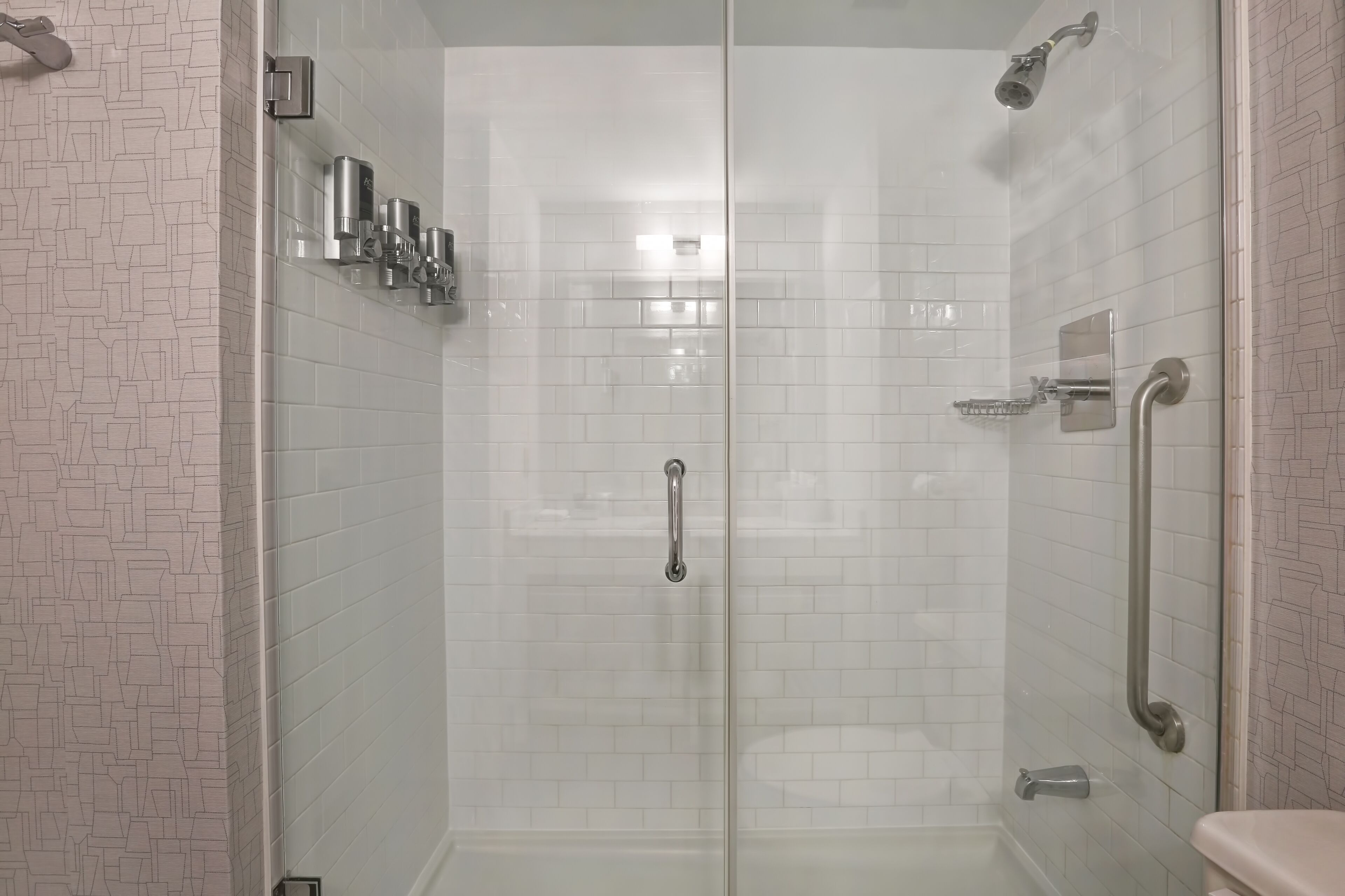 Photo - Four Points by Sheraton Toronto Mississauga