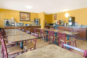 Petit déjeuner à emporter compris tous les jours