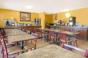 Desayuno para llevar incluido todos los días
