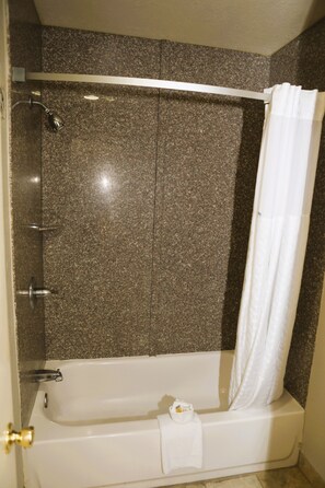 Standard Room, 2 Queen Beds, Non Smoking | Bathroom | Hair dryer, towels - Days Inn by Wyndham East Albuquerque (Albuquerque)
