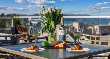 Suites At Fishermans Wharf