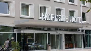 Entrada al alojamiento