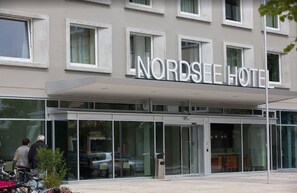 مدخل المنشأة