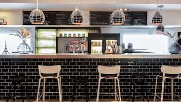 Bar (en la propiedad)