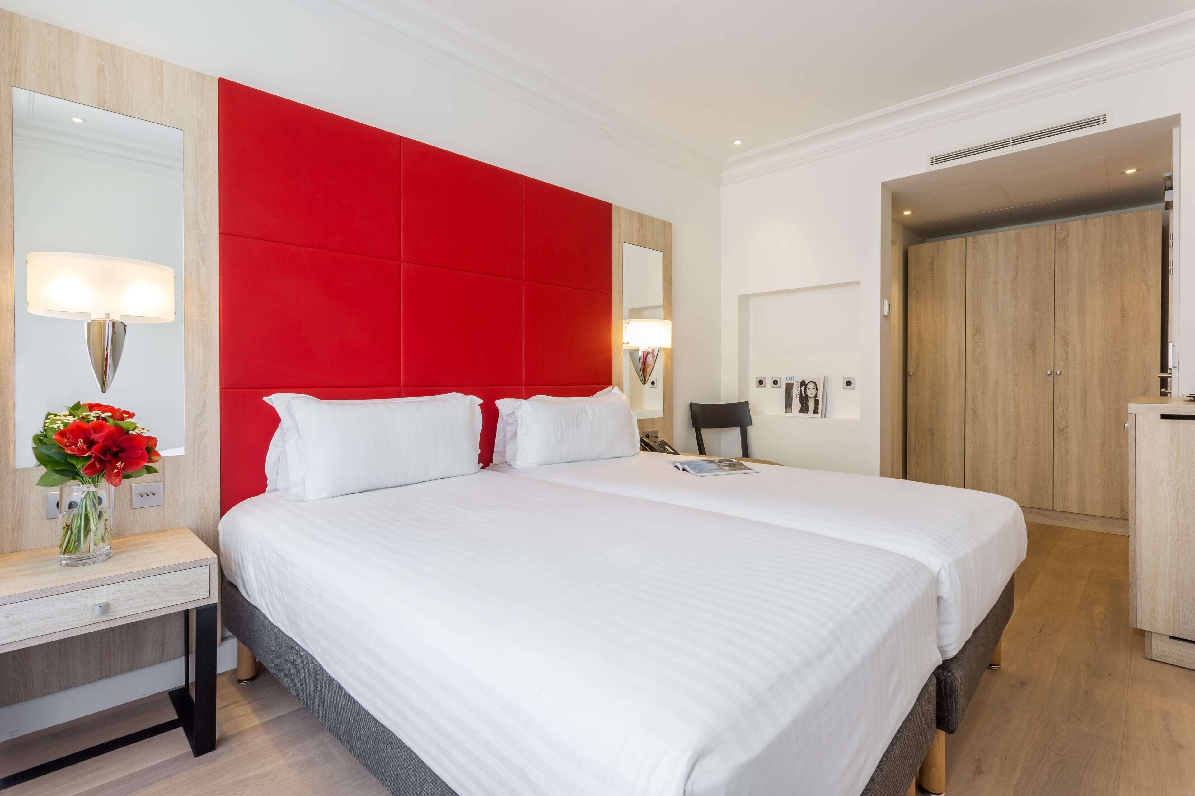 Premium bedding, minibar, in-room safe, desk