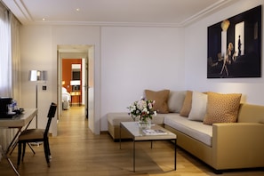 Suite Elysée | Living area - Hotel de Castiglione (Paris)