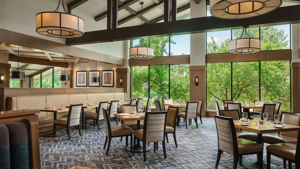 Little America Hotel by null