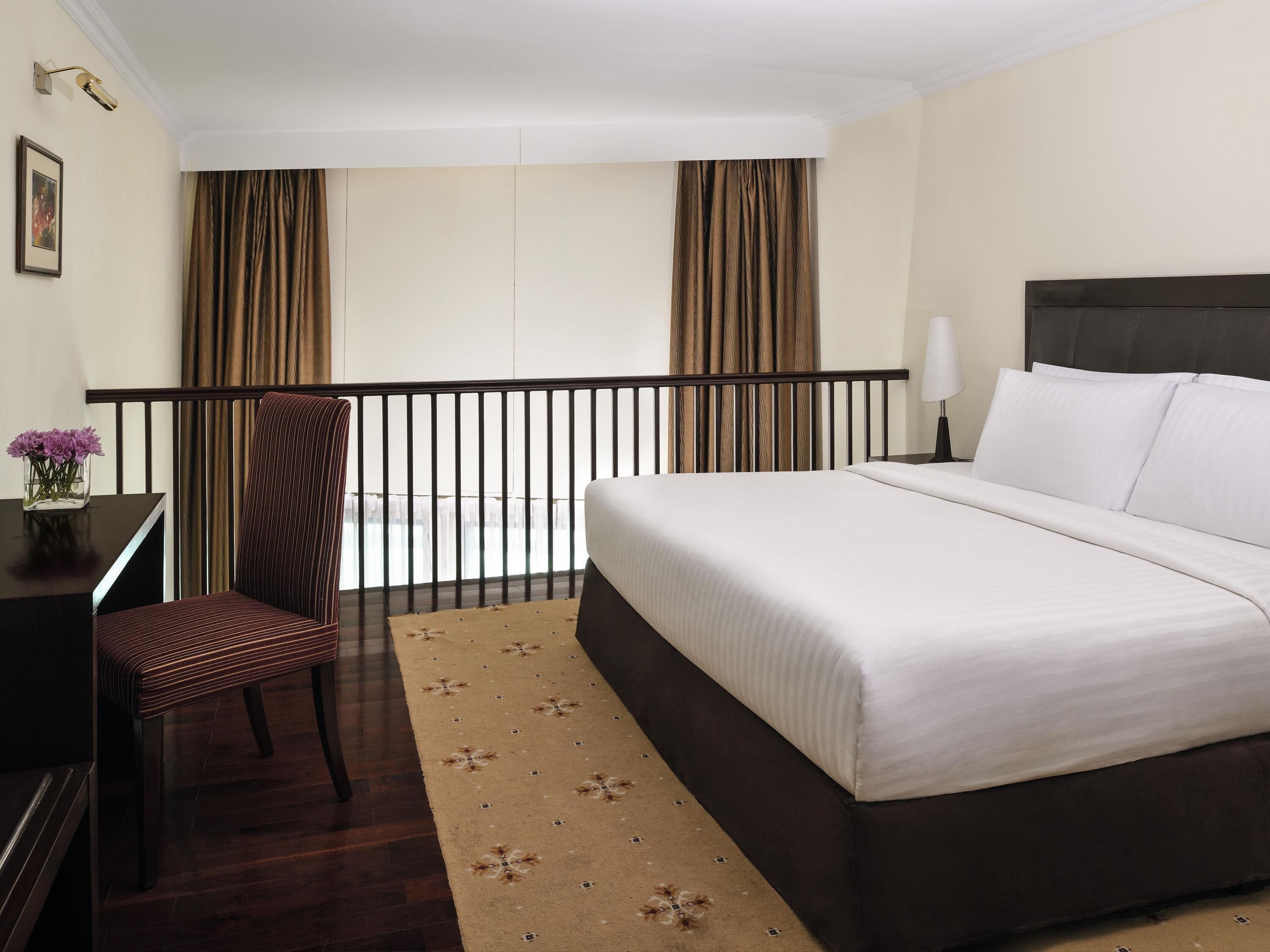 高級客房, 1 張加大雙人床 | 迷你吧、客房內保險箱、書桌、筆電工作空間