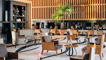 Serveert diner, Pakistaanse gerechten