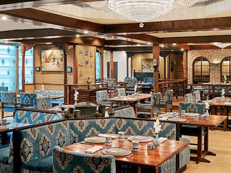 Dinner served, Pakistani cuisine