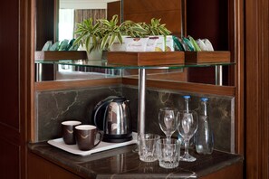 Kaffee und/oder Kaffeemaschine