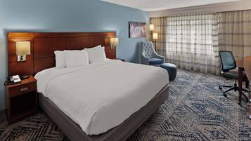 Quarto standard, 1 cama King, acessível, para não fumantes (with Sofabed) | 1 quarto, escrivaninha, espaço de trabalho para notebook