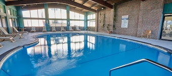 Riverview Inn & Suites