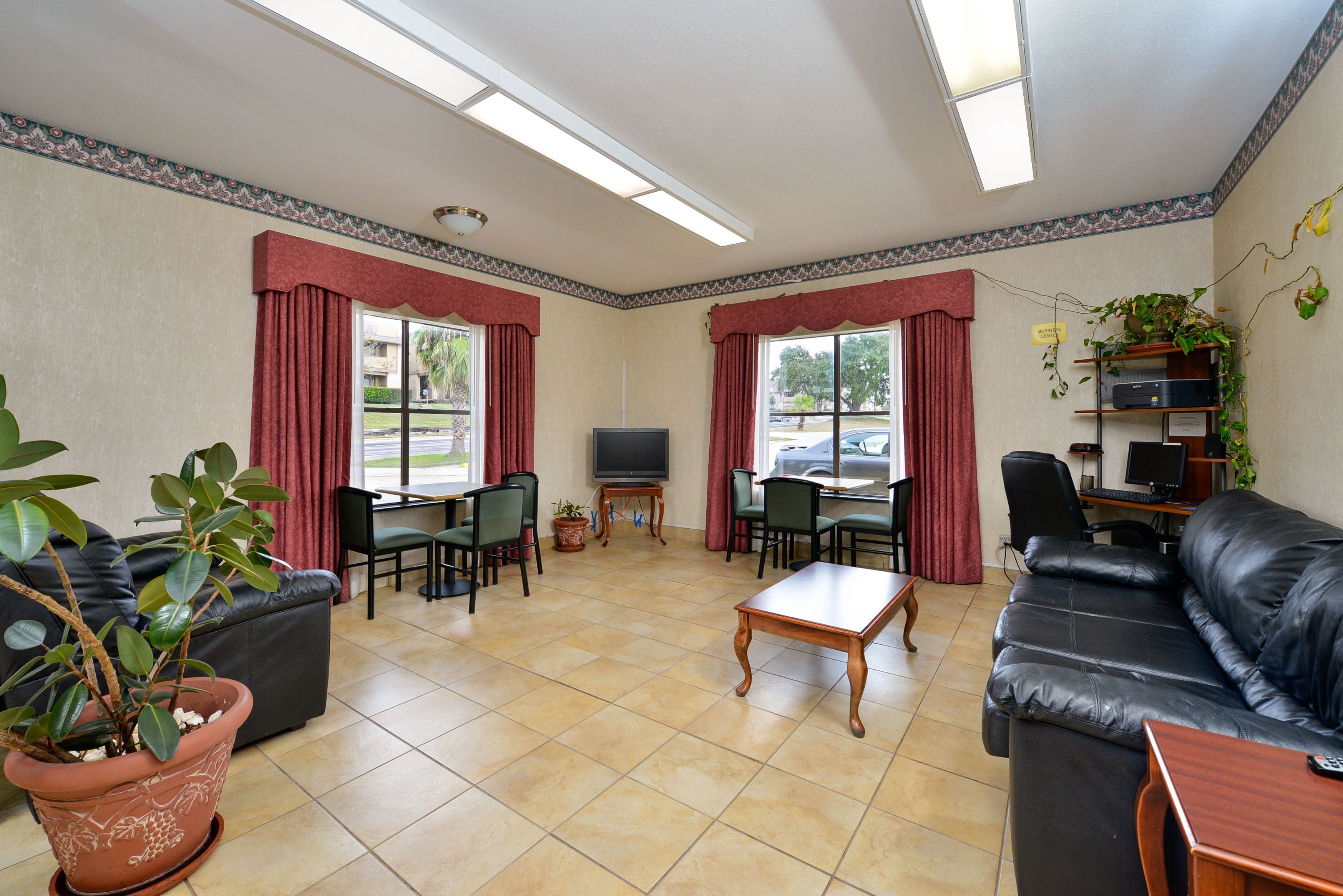 Foto - Super 8 by Wyndham Universal City