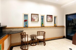 Lobby - Days Inn by Wyndham Alhambra CA (Alhambra)