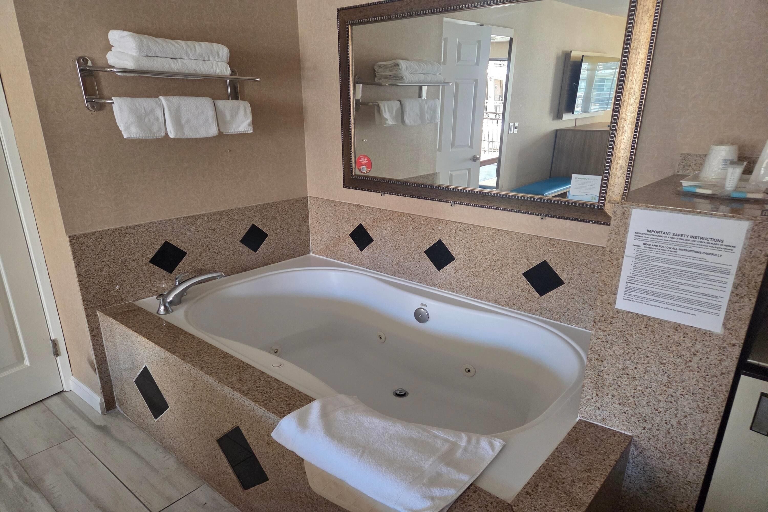 Foto - Days Inn by Wyndham Alhambra CA