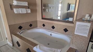 Upgraded, Room, 1 King Bed, Non Smoking, Hot Tub