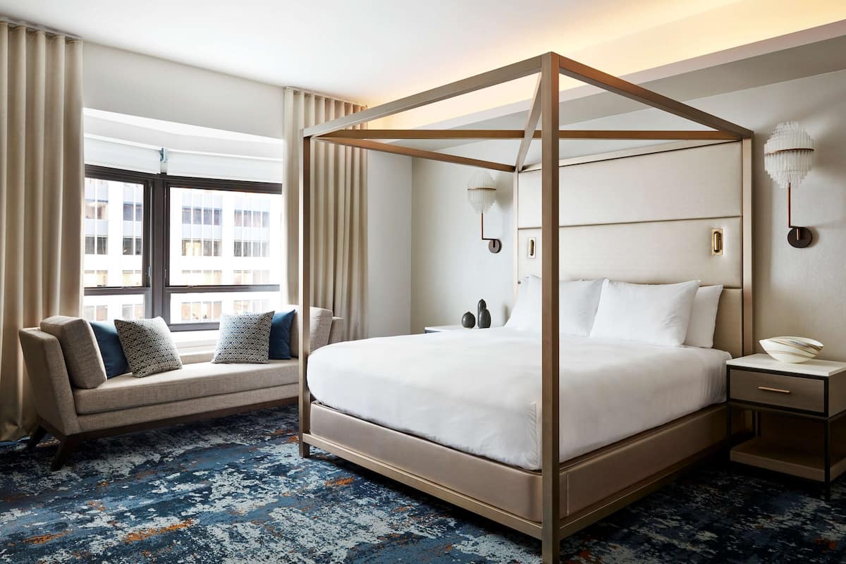1 slaapkamer, luxe beddengoed, een kluis op de kamer, een bureau