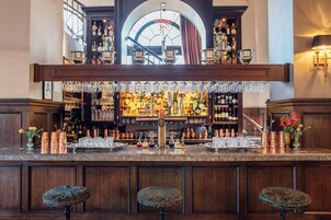 Bar (en la propiedad)