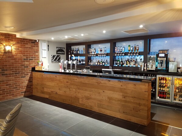 Bar (en la propiedad)