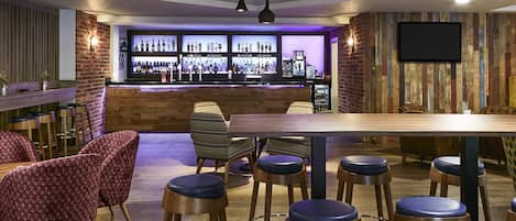 Bar (en la propiedad)