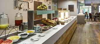 Novotel Manchester West