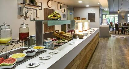 Novotel Manchester West