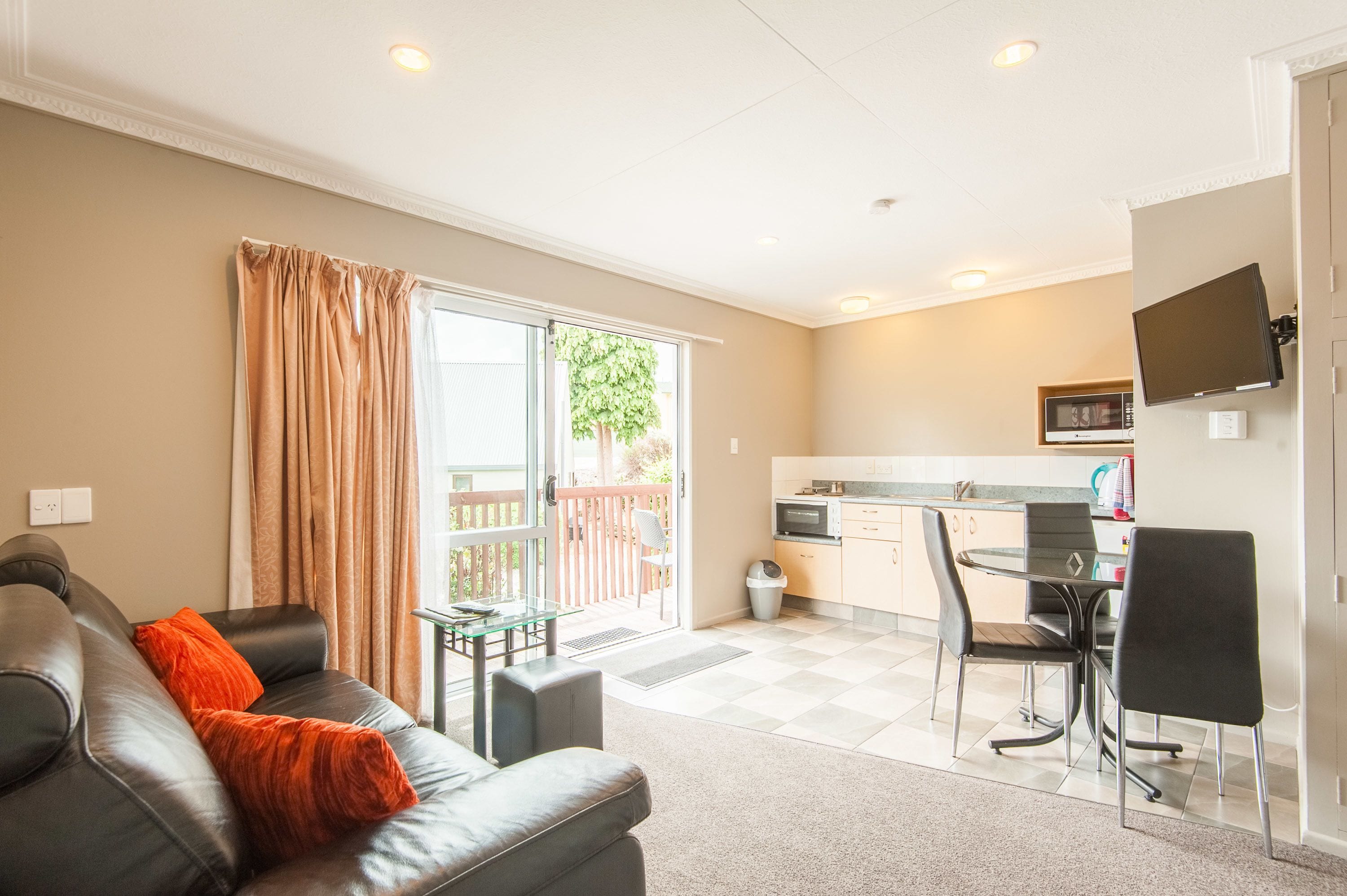 公寓, 2 间卧室 | 私人简易厨房 | 冰箱、微波炉、茶具/咖啡用具、电热水壶