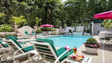 Indoor pool, outdoor pool, sun loungers